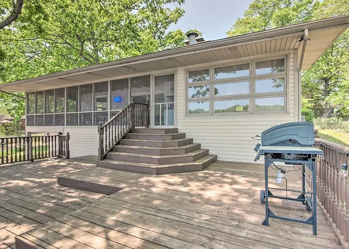Dock! Waterfront Family Home On Lake Of The Ozarks