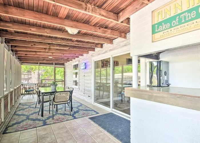 Dock! Waterfront Family Home On Lake Of The Ozarks