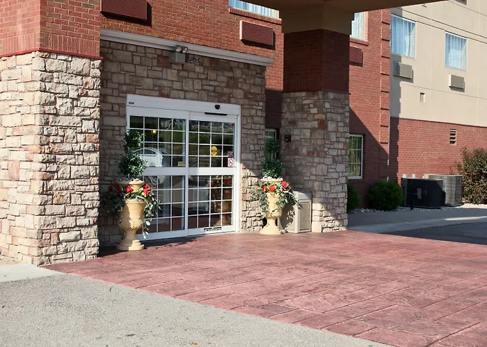 Best Western Plus Capital Inn